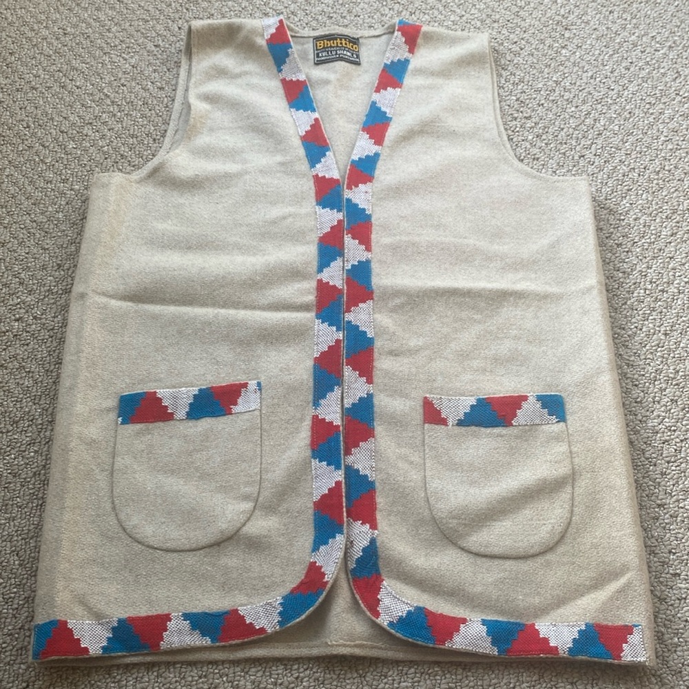Bhuttico Handwoven Purewool Vest